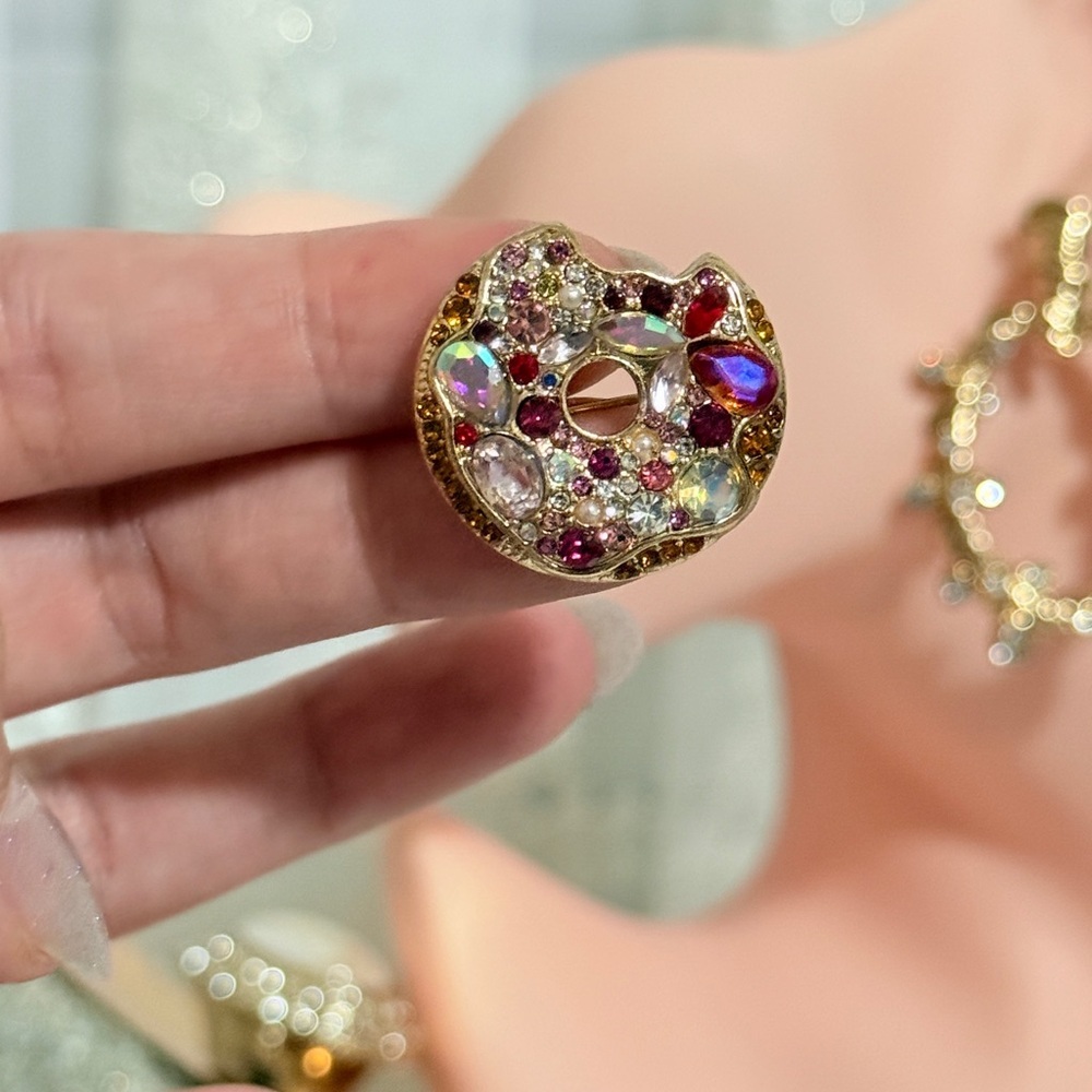 ⚜️ Elegant Multicolor Gemstone Brooch - Picture 5 of 7